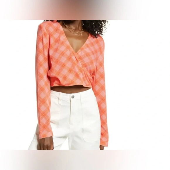 BP Surplice V-Neck Crop Top - Picture 1 of 7